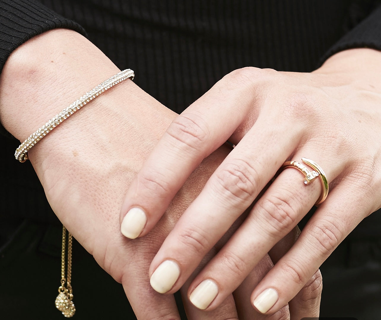 Crest Ring