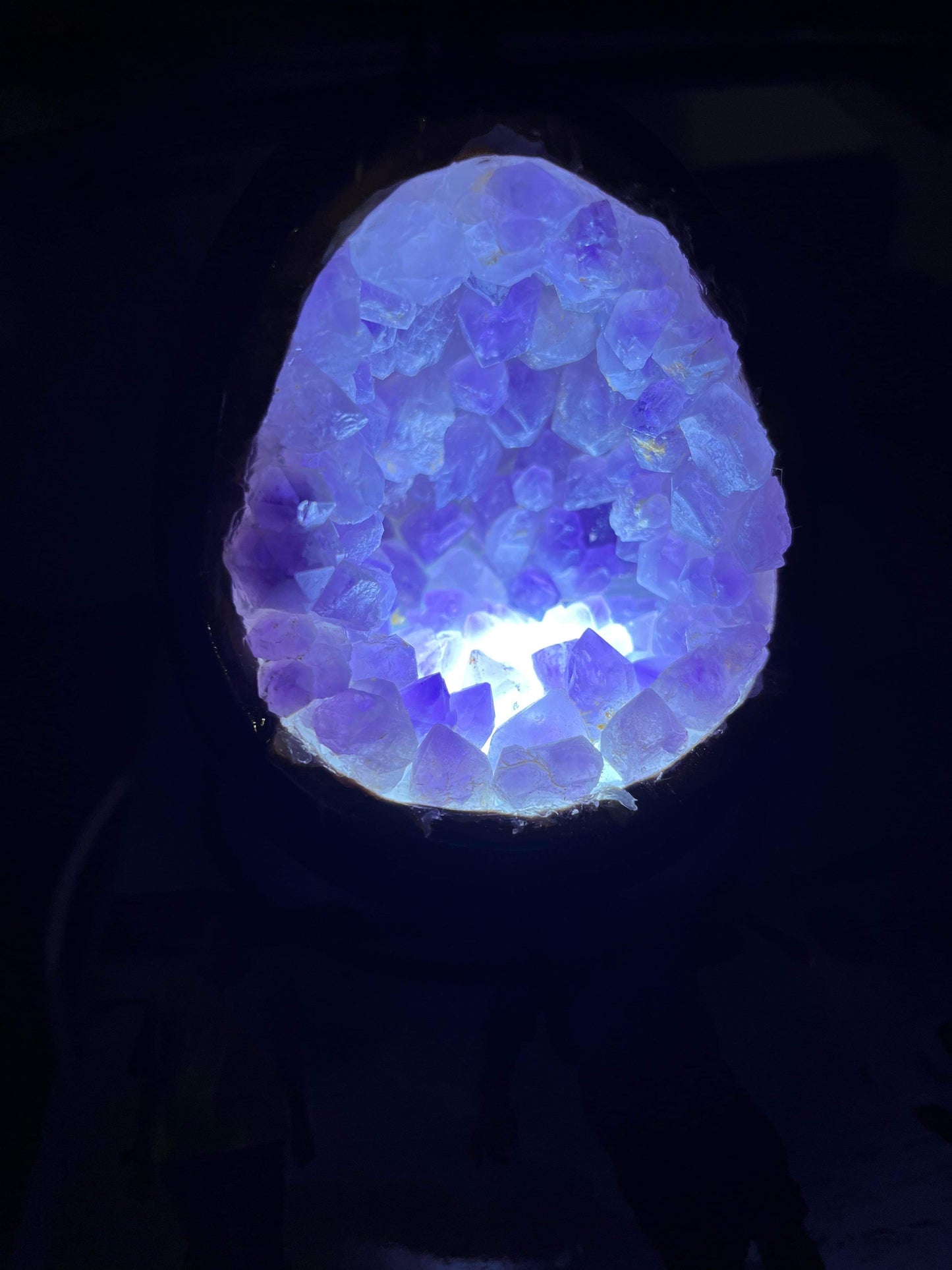 Oval Amethyst Lamp